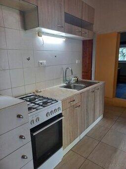 2-izb.byt BA2 za 550+E