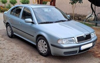 škoda octavia tour 1.6 Benzin (2009)