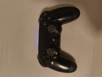 Ps4 ovládač - 1