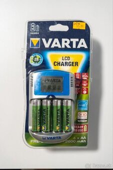 Predám nabijatelne Varta AA batérie 2600mAh + nabíjačka