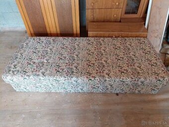 Predám posteľ a kreslá