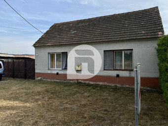 Nová cena - Predaj 4 izbový rodinný dom s pozemkom 2906 m2 v - 1