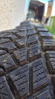 Zimné gumy 235/65 R17