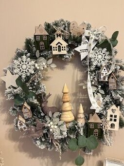 Veľký zasnežený veniec