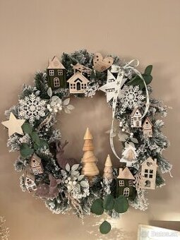 Veľký zasnežený veniec