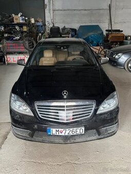 Mercedes benz S500 amg