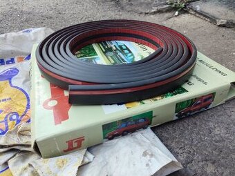 dobová bočná lišta