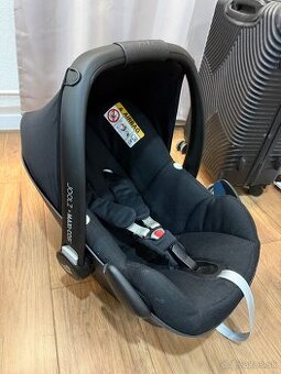 Predám autosedačku maxi cosi + základňa