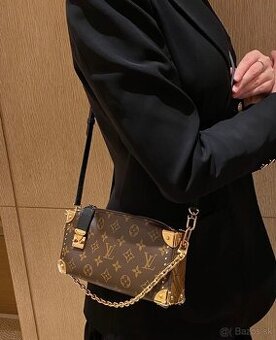 Kabelka L V práva koža