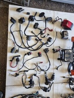 Yamaha xt tt  xtz 600 660 spínače prepínače svetlo