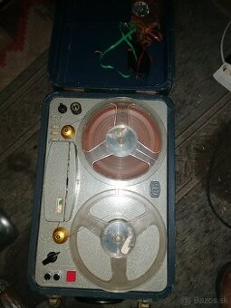 Kotucovy magnetofón SAJA