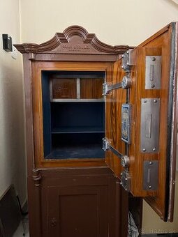 Starožitný trezor: GELLÉRI és SHULLER Budapest