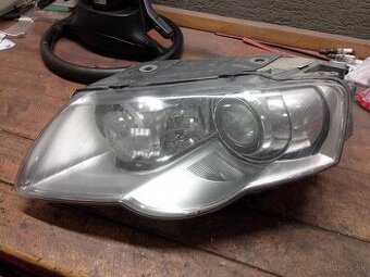Bixenónovy svetlomet Passat B6