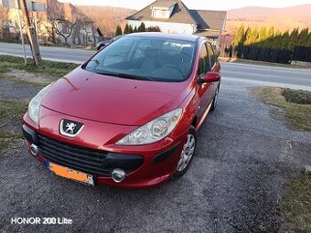 Predam peugeot 307 1.6.benzin