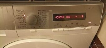 Predam pracku AEG L76475FL zo zavadou