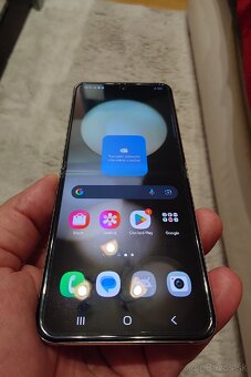 Samsung galaxy FLIP 5