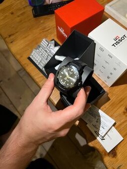 Hodinky TISSOT T120.407.37.051.00 Seastar 1000 Powermatic 80
