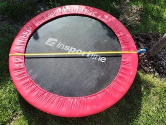 Trampolína