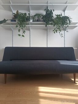 Innovation Unfurl sofa