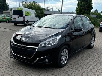 Peugeot 208, M5, 61KW, 82PS, Rok 10/2018, 58 000 KM,TOP STAV