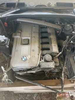 Predám motor bmw 3,0 benzín 265ps