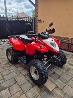 Predám štvorkolku Polaris Phoenix 200 2011