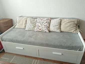 Rozkladacia postel BRIMNES IKEA