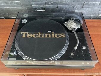 Technics 1200