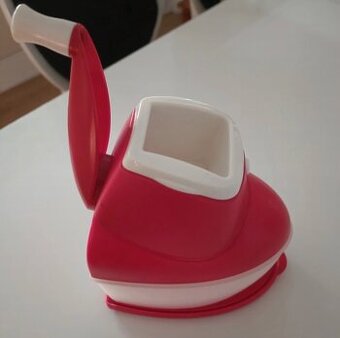Tupperware mlynček