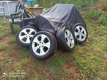 Predám originál Renault elektróny 205/55 r17