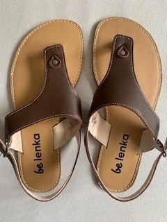 be lenka, barefoot vel. 39 sandalky a 40 tenisky