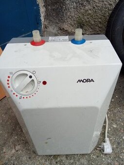 Prietokovy ohrievač elektrický