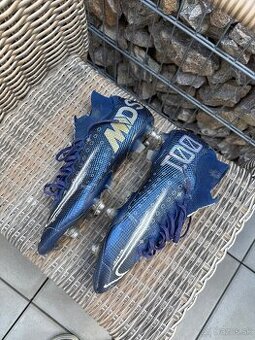 kopačky nike mds 001