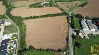 NA PREDAJ - STAVEBNÝ POZEMOK (721m2) ŠTEFÁNIKOVA UL., SENICA