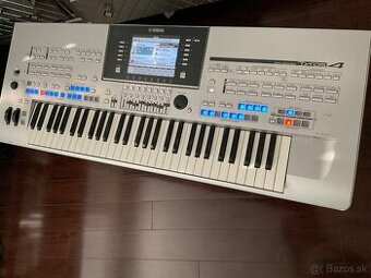 Yamaha Tyros 4