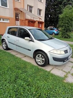 Predám Renault Megane 1.5 diesel 74 kw r. v..2004.