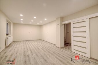 ponúkame na predaj nadštandarný 5 izb. RD po kompletnej reko - 1