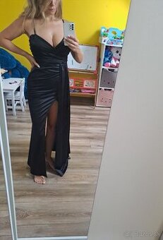 Spoločenské šaty čierne