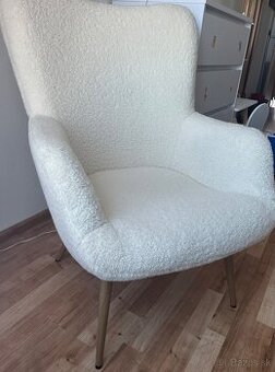 Kreslo HUNDESTED krémový plyš/farba prírodného duba