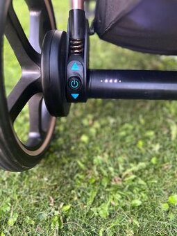 Elektricky Cybex Priam so zimnou vybavou