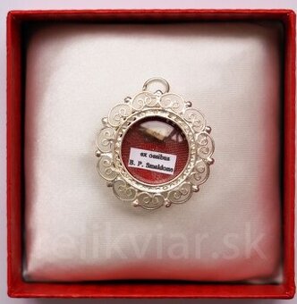 Relikviár z 20.-21. stor. s relikviou Svätý Filip Smaldone