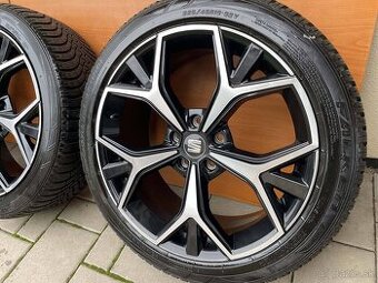 SEAT ATECA orig. alu disky 5x112 8jx19 ET 45 225 45 R19 Zimn