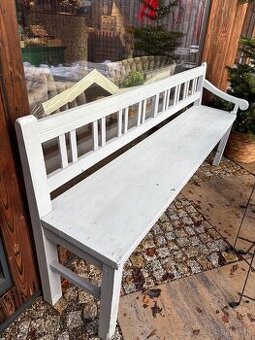 Záhradné sedenie, lavica