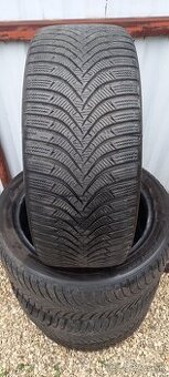 Predám zimné pneu Hankook 225/45r17