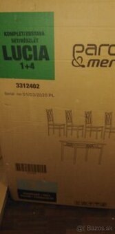 NOVÚ JEDÁLENSKÚ SÚPRAVU