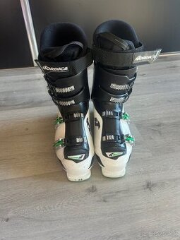 Lyžiarky nordica, veľkosť 30 (46) , flex 60
