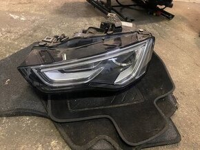 Predám svetlo na Audi A5