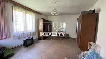 Starší 4-izbový rodinný dom s veľkou záhradou, Malé...
