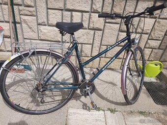 Damsky bicykel