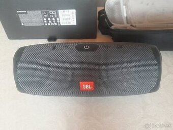 JBL essential charger 2